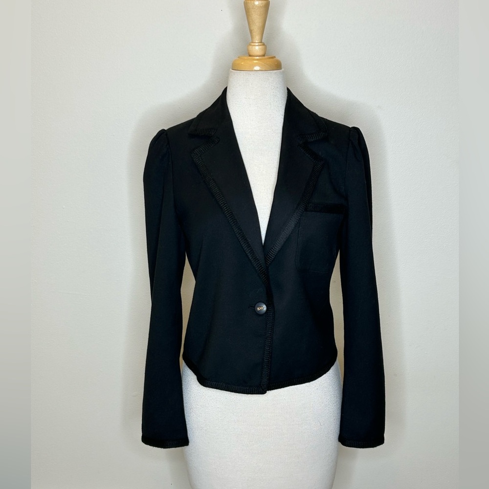 Frame Atelier Black Blazer Size S Cropped Length Notch Collar Stunning